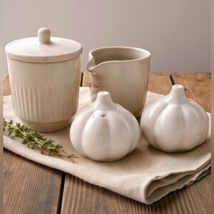Creamer/Sugar,Salt And Pepper Dinnerware Set (HO14)